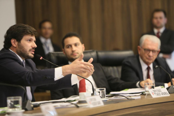 Deputado Tiago Amaral apresenta proposta que cria a licença qualificação para servidores