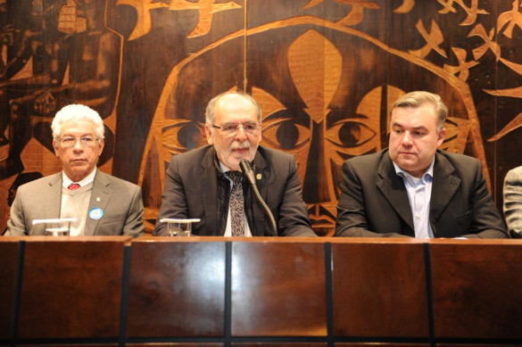 Presidente do Conselho Federal de Medicina alerta sobre problemas crônicos da Saúde