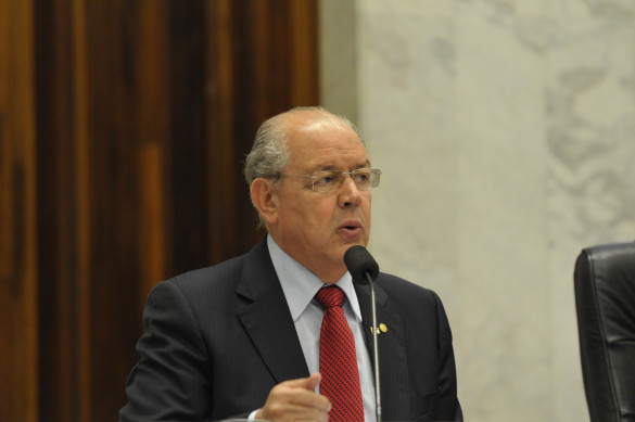 Secretário da Fazenda presta contas na Assembleia da gestão fiscal do primeiro quadrimestre