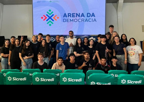 Ações de educação política, cidadania e capacitação marcam a participação da Assembleia Itinerante na Expo Umuarama 2026