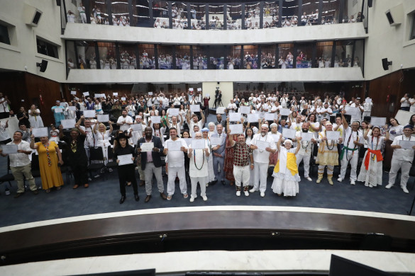 Assembleia Legislativa celebra o Dia da Umbanda e homenageia lideranças religiosas
