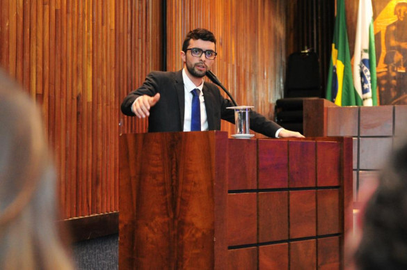 Trabalhos defendidos no Seminário da Escola do Legislativo criticam posturas do STF