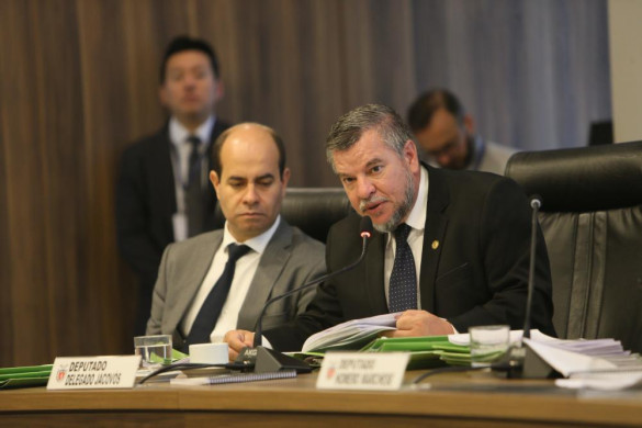 Projeto que exime policiais de pagamento de danos em viaturas recebe parecer favorável da CCJ