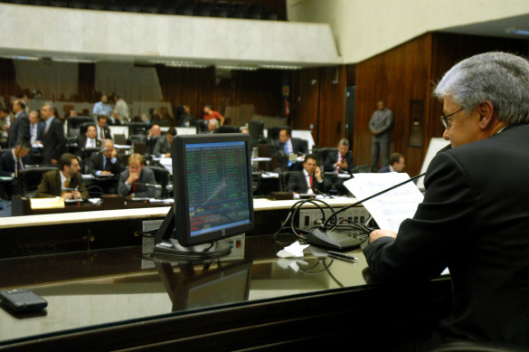 Deputados aprovam a criação de novas varas para comarcas de Cruzeiro do Oeste e Cascavel