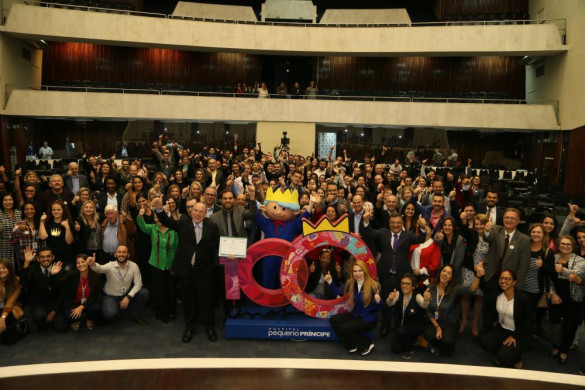 Sessões solenes homenageiam entidades e personalidades de destaque