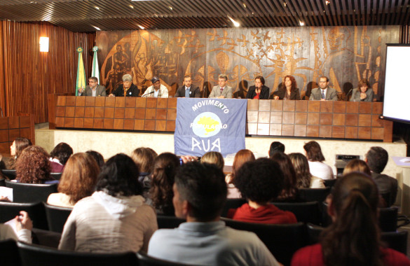 Assembleia debate violação dos direitos da população de rua