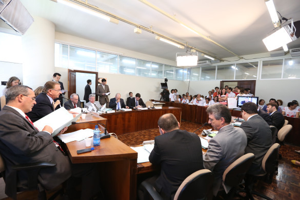 CCJ faz sessão extraordinária nesta segunda-feira (17)