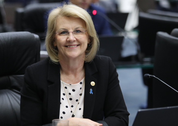 Deputada Secretária Márcia (PSD) representa Assembleia Legislativa em congresso de secretarias de saúde do Paraná