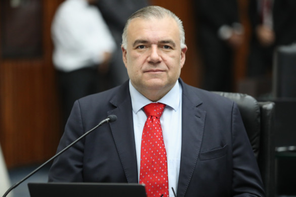 Assembleia promove sessão solene em homenagem ao Dia Nacional da Educação