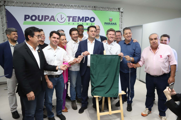 Deputado Cobra Repórter (PSD) comemora inauguração do Poupatempo em Londrina