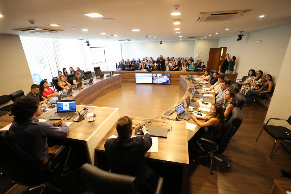 Comissão de Orçamento promove capacitação de servidores para cadastro de entidades no SISTAG
