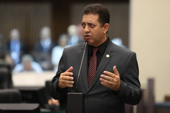 “Vou continuar solicitando a suspensão do ICMS incidente sobre medicamentos”, diz deputado Cobra Repórter