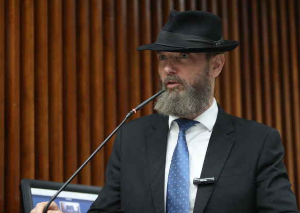 Projeto de lei assegura acessibilidade em canais de mensagens oficiais da administração pública do Paraná