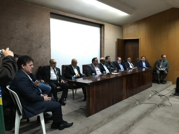Deputados são contrários à municipalização do programa Nota Paraná