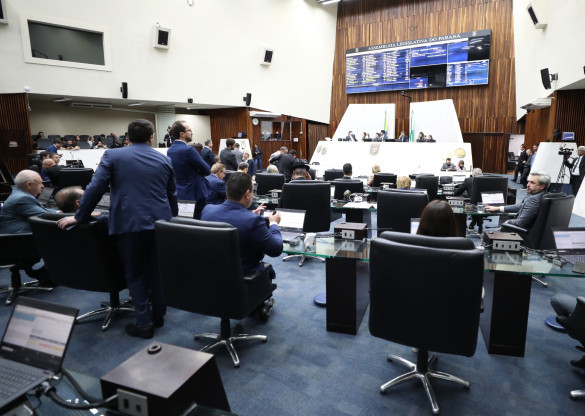 Assembleia Legislativas garante desconto na multa e nos juros do IPVA para motoristas paranaenses