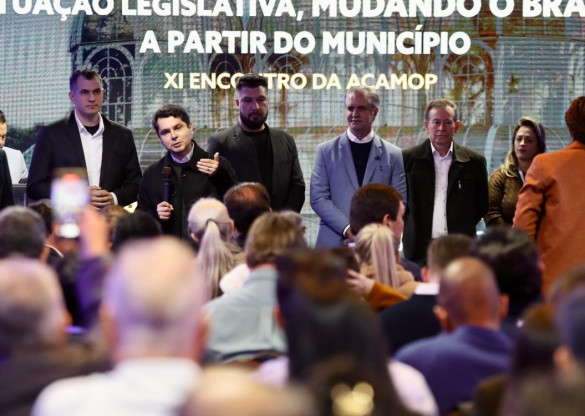 Presidente da Assembleia, deputado Alexandre Curi (PSD), defende diálogo permanente com as Câmaras de Vereadores
