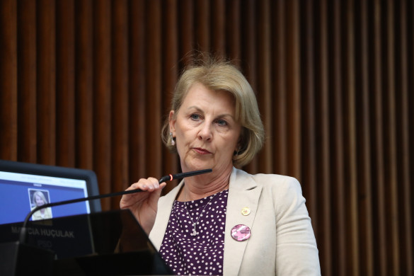 Bairro Novo do Caximba é exemplo de projeto que melhora a vida da população, diz Márcia Huçulak (PSD)
