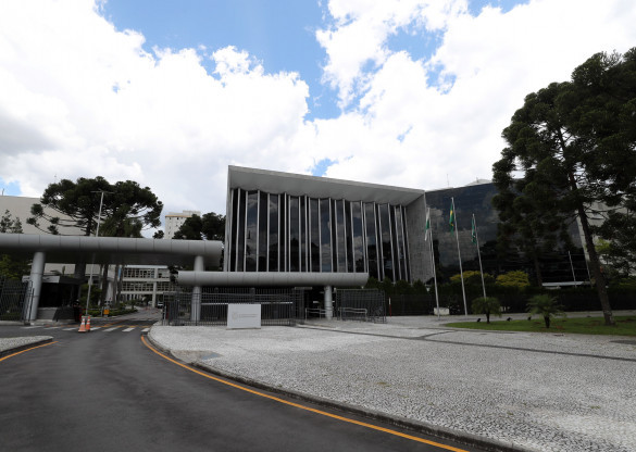 Comissão Executiva da Assembleia Legislativa reprova pronunciamento de deputado contrário à Bancada Feminina