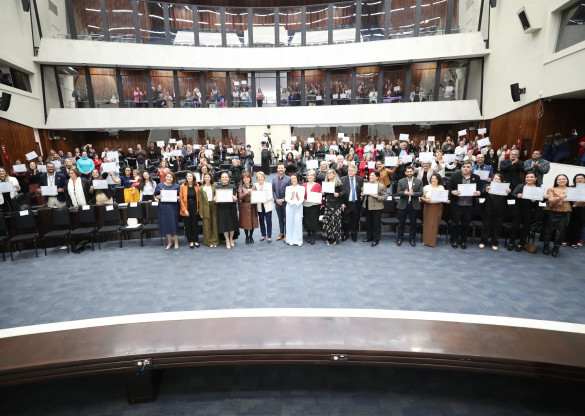 Assembleia Legislativa celebra os 50 anos do Conselho Regional de Enfermagem do Paraná
