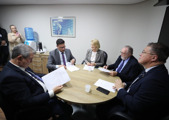 Projeto que amplia diretoria e atualiza leis relacionadas ao regime jurídico da Funeas é aprovado na Comissão de Saúde
