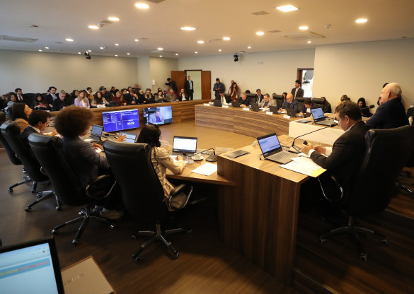 Proposta que amplia o alcance do Programa Colégios Cívico-Militares avança na Comissão de Constituição e Justiça
