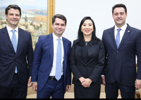 Alexandre Curi (PSD) participa da posse de Lidia Maejima, primeira mulher a presidir o TJPR