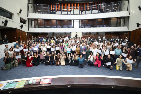 Assembleia Legislativa comemora os 25 anos do curso de Terapia Ocupacional da UFPR