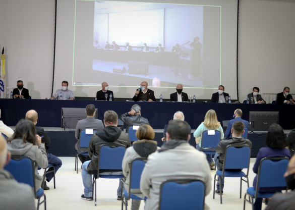 Projeto da engorda da praia de Matinhos é apresentado para população