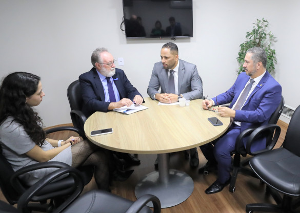 Conselho de Ética da Assembleia arquiva representação contra deputados Renato Freitas (PT) e Ricardo Arruda (PL)