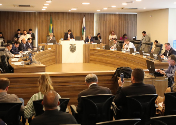 CCJ analisa série de projetos do Executivo tratando de medidas administrativas do Estado