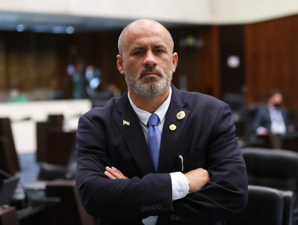 Entra em vigor lei do acesso gratuito ao histórico de veículos