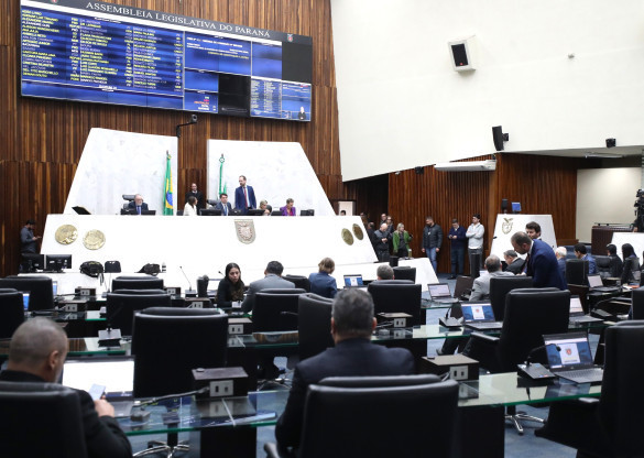 Incentivo à descarbonização industrial no Paraná avança na Assembleia Legislativa