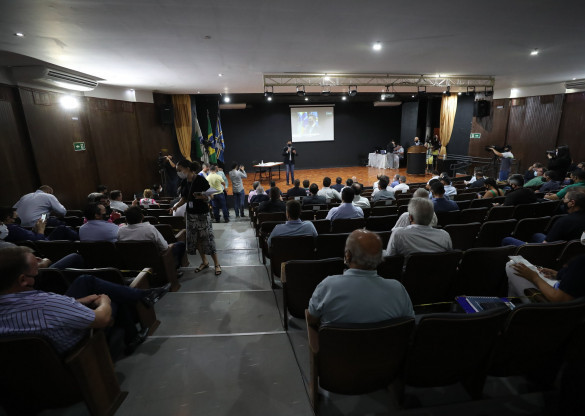 Preço abusivo das tarifas no Norte Pioneiro é debatido com a população de Cornélio Procópio
