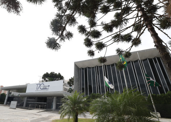 Criação da rede de atendimento contra uso de drogas no Paraná está na pauta da Assembleia