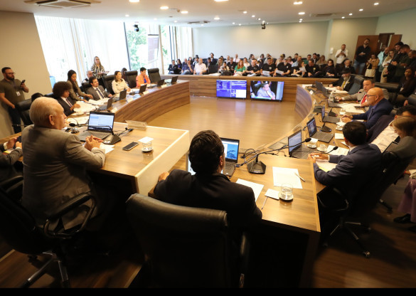 CCJ aprova proposta que fixa e aumenta o efetivo do Corpo de Bombeiros do Paraná