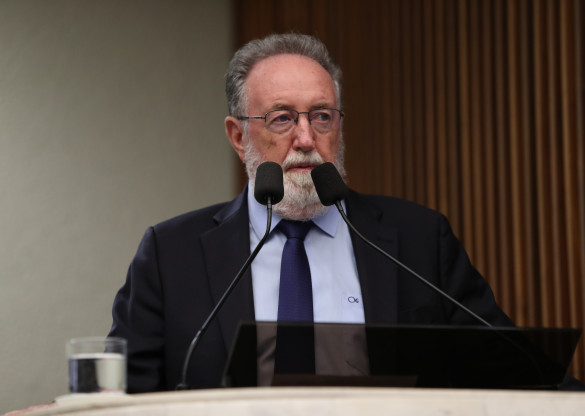 Deputados mobilizam órgãos de saúde para ampliar ações contra o coronavírus