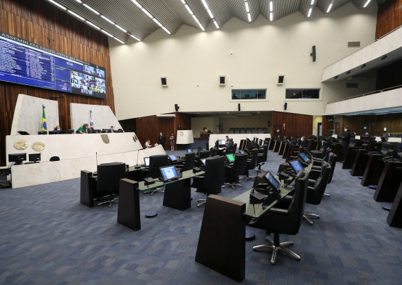 Projeto que permite contratação de empréstimo para pagar precatórios retorna à CCJ