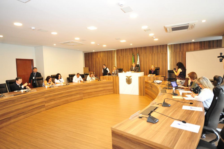 Reunião pública sobre o "Sistema Estadual Política da Criança e Adolescente - SEPCA".