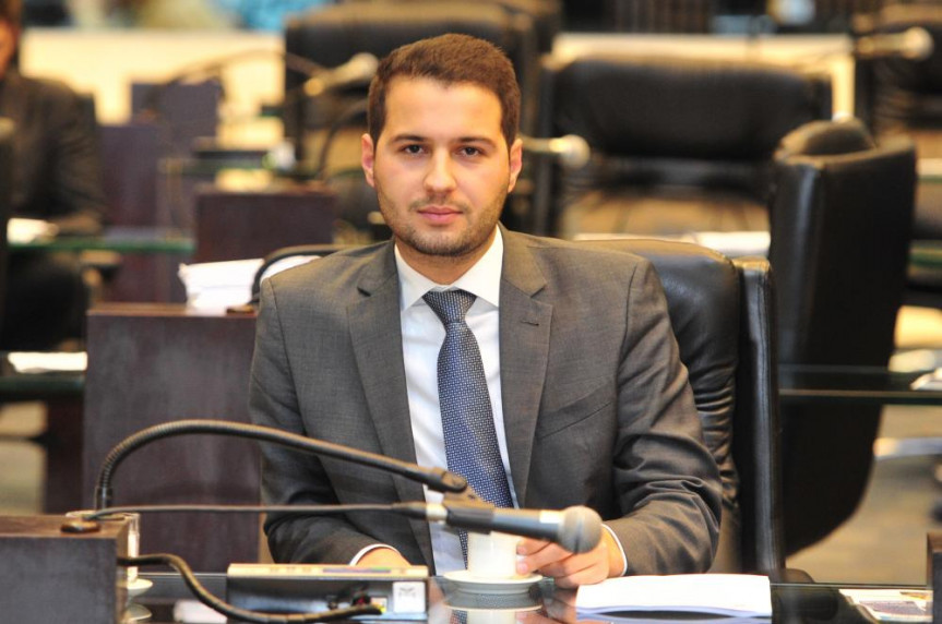 Deputado Paulo Litro (PSDB), presidente da Comissão de Defesa dos Direitos da Juventude.