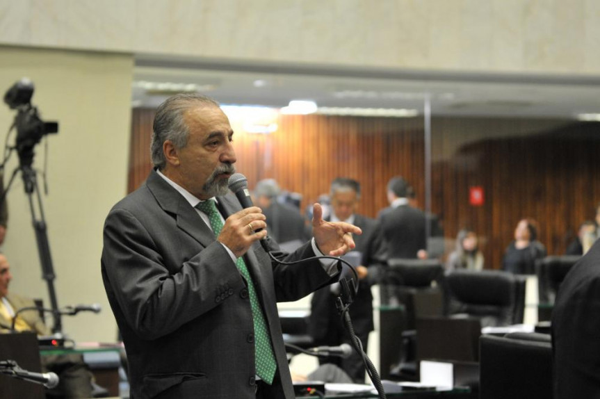 Deputado Rasca Rodrigues (PV). 