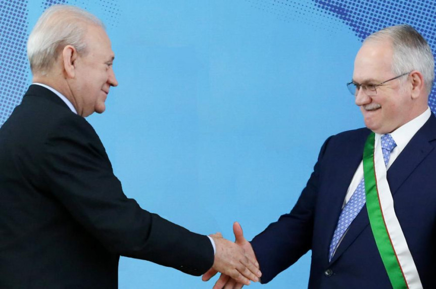 Presidente da Alep, deputado Traiano, e o ministro do Supremo Tribunal Federal, Luiz Edson Fachin.