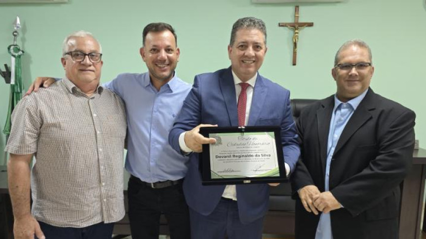 O deputado estadual Cobra Repórter (PSD), recebeu na sexta-feira (13) o título de Cidadão Honorário do município de Leópolis.