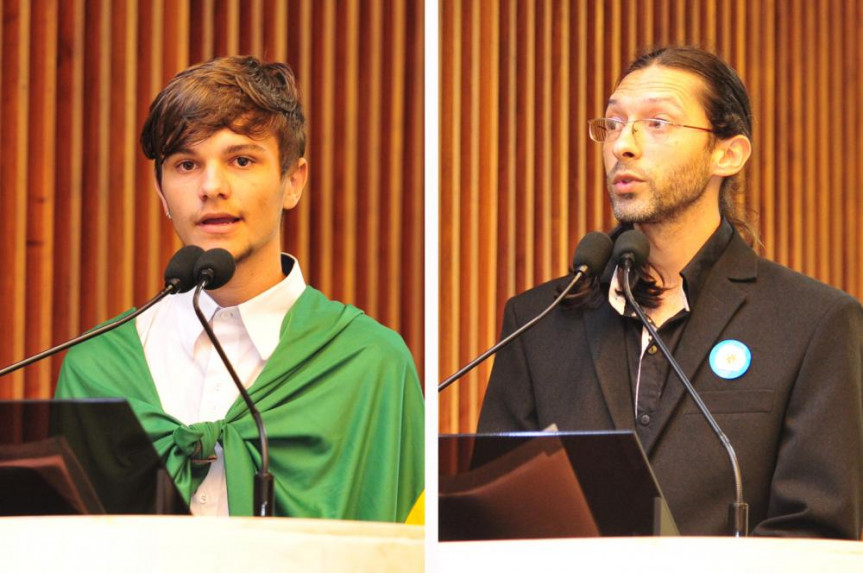  O aluno Patrick Egnaszevski e o professor Gilmar Tsalkis, falaram na tribuna da sessão plenária de hoje (25).