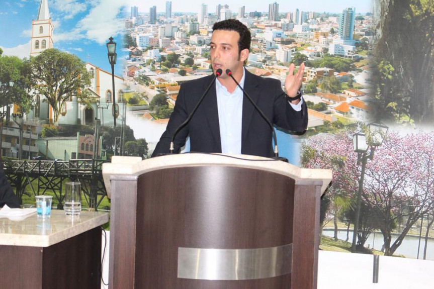Deputado Bernardo Ribas Carli (PSDB) em audiência pública na cidade de Guarapuava.