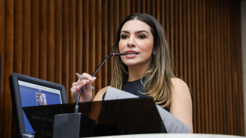 Deputada Maria Victoria (PP) durante  pronunciamento no Plenário.