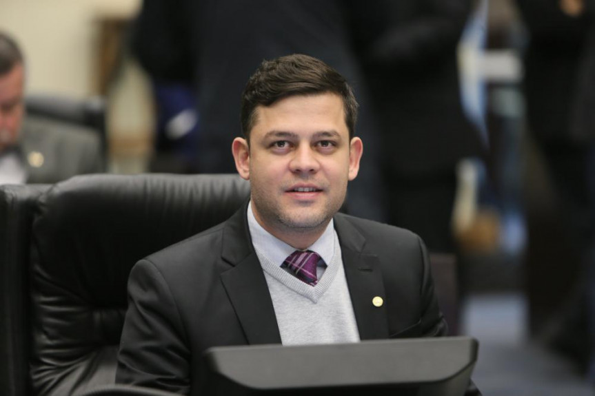Deputado Tião Medeiros (PTB) será o coordenador da Frente Parlamentar em Defesa da Advocacia que será lançada nesta quarta-feira (14) na Alep.