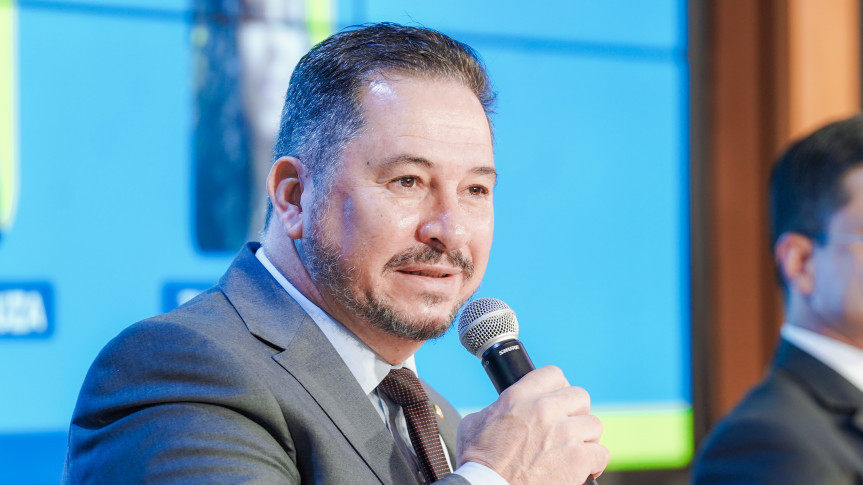 Durante o painel de abertura, o deputado Gilson de Souza destacou a urgência de ações integradas e eficazes.