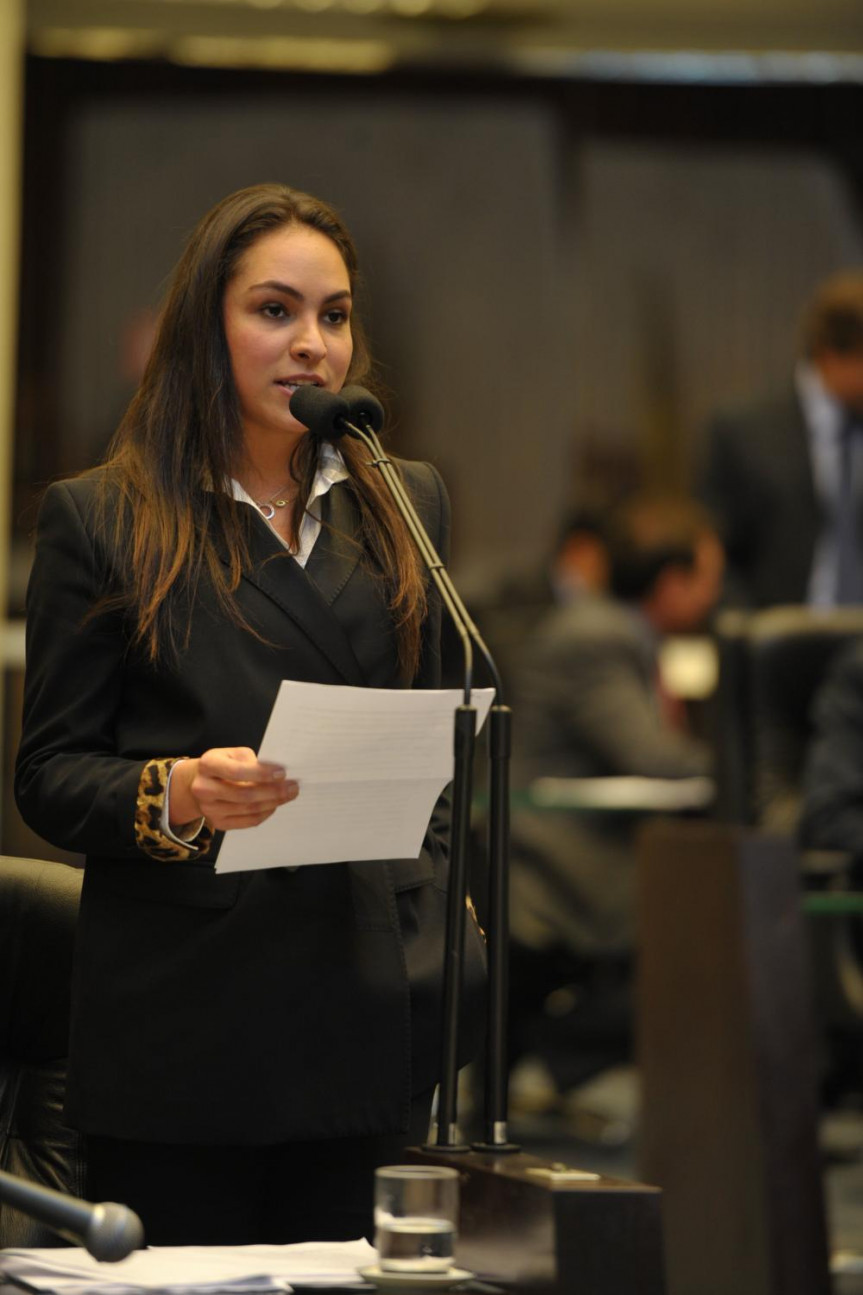 Deputada Maria Victoria (PP) 