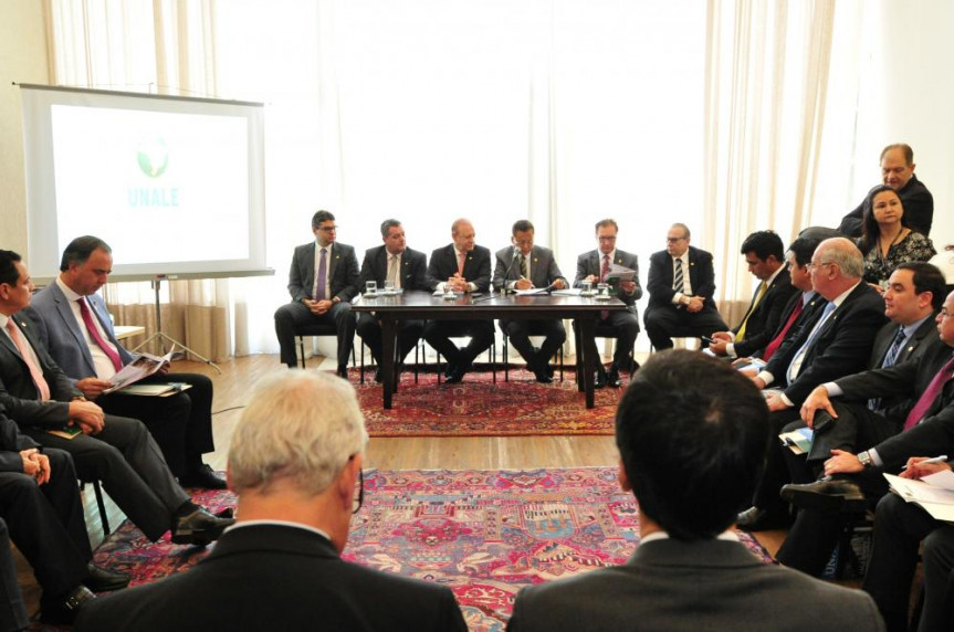 Reunião dos deputados da UNALE para "21º Conferência Nacional", aconteceu hoje (15) na Assembléia Legislativa do Paraná.