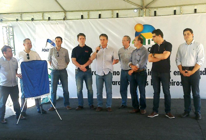 1º Secretário, deputado Plauto Miró em Ponta Grossa (PR).